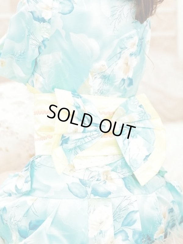 画像6: 浴衣イベント・花魁コスプレに♪【４点SET】ライトブルー×イエロー花柄サテン着物ドレス♪ (6)