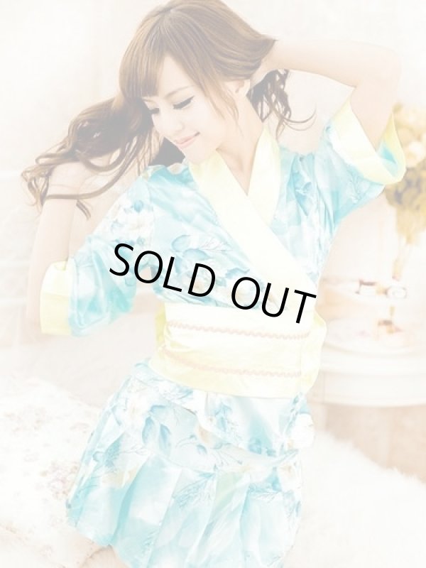 画像2: 浴衣イベント・花魁コスプレに♪【４点SET】ライトブルー×イエロー花柄サテン着物ドレス♪ (2)