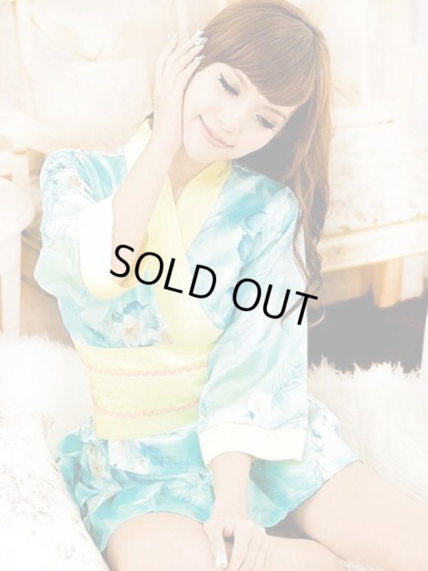 画像3: 浴衣イベント・花魁コスプレに♪【４点SET】ライトブルー×イエロー花柄サテン着物ドレス♪ (3)