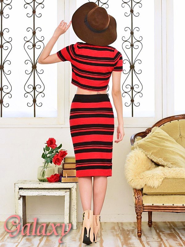 画像4: ニット素材*ボーダー柄ショート丈トップス&スカートセットアップ*2color (4)