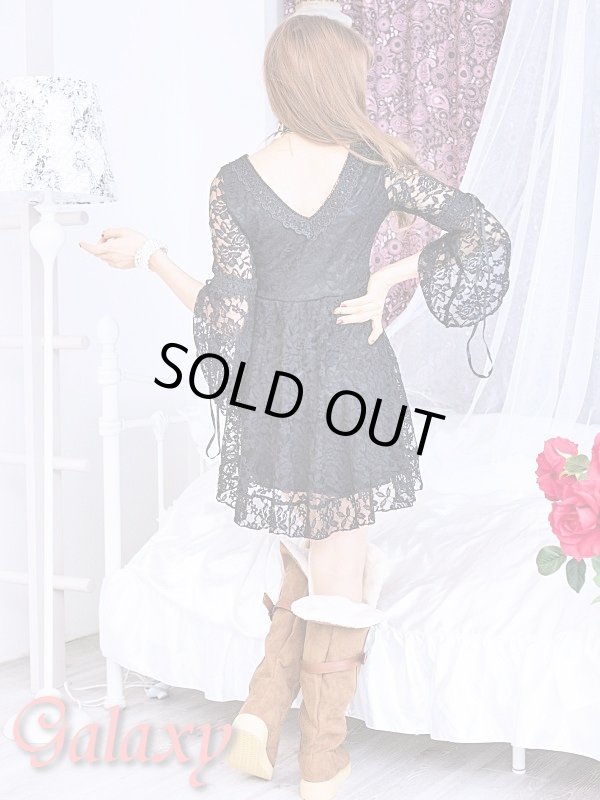 画像5: 胸元Ｖ総レースデザイン*セクシーフレアーミニドレス*2color (5)