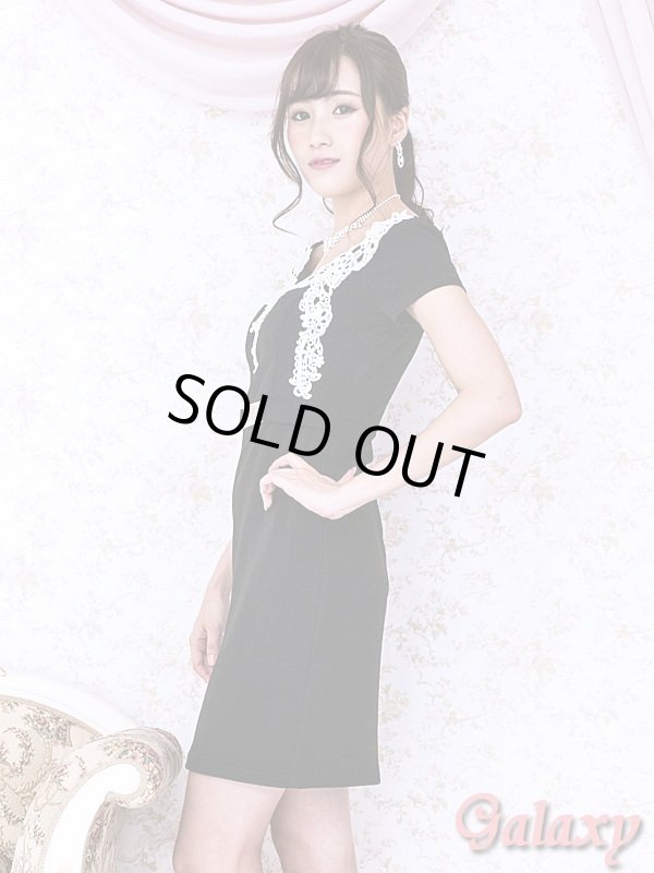 画像3: ラグジュアリーレース重ね*GOLDバックル付フェイクベルト*オフショルバイカラータイトミニドレス*2color*S/M/L (3)