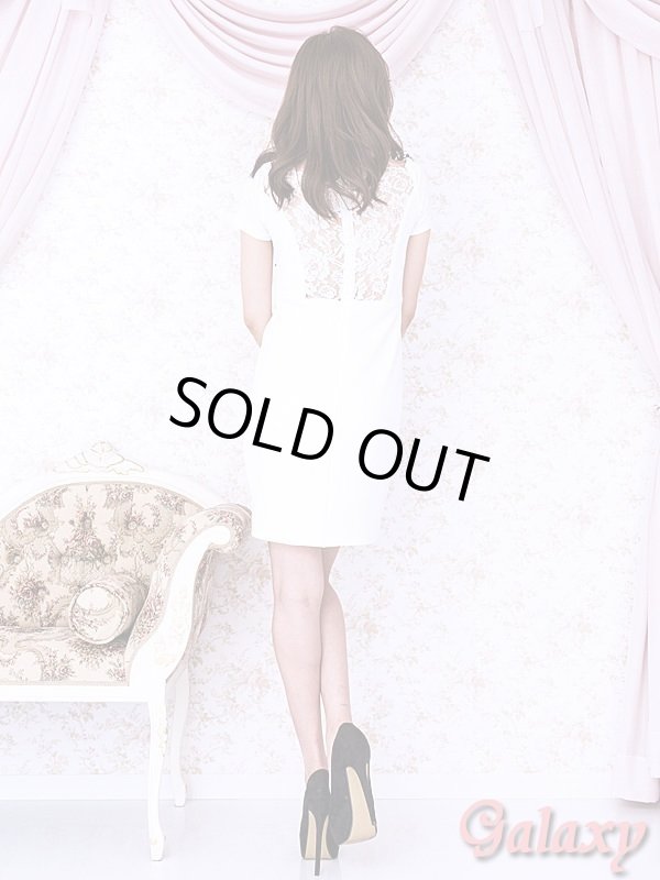 画像11: ラグジュアリーレース重ね*GOLDバックル付フェイクベルト*オフショルバイカラータイトミニドレス*2color*S/M/L (11)