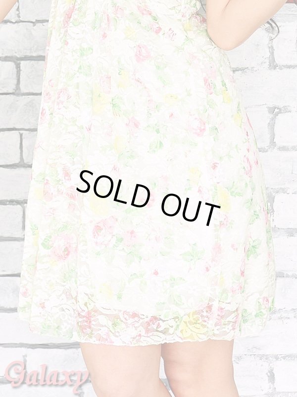 画像11: SILVERストーン付バックル*総フラワーレース*フラワー柄*ホルターネックミニドレス*1color (11)