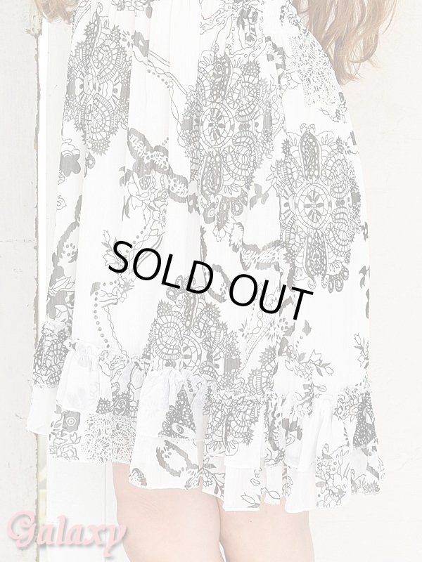 画像9: モノクロオリエンタル柄シフォン*胸元シャーリング*リゾート*ミニワンピース*2color (9)