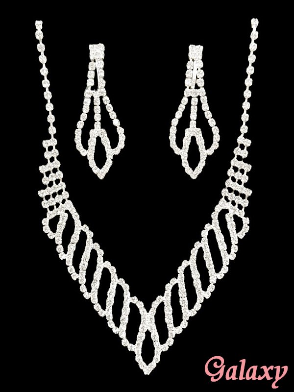 画像5: リーフモチーフ*ラインストーンアクセサリー2点セット【ネックレス・イヤリング】 (5)